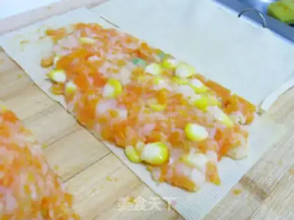 Make Colorful bean skin roll step 2