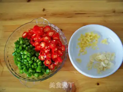 Make Sauteed beef with strong flavor step 1