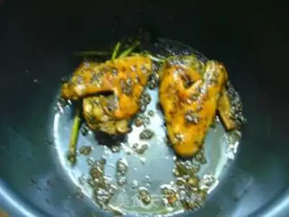 Make Perilla chicken wings step 5