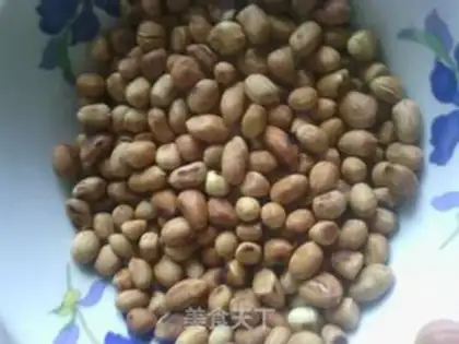 Make frosted peanuts step 1