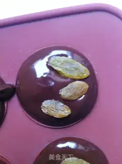Make Decorative chocolate cookies step 8