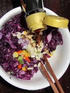 Make Cold salad with purple cabbage and corn kernels step 12