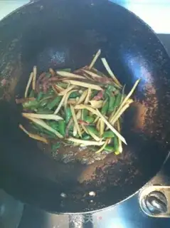 Make Green beans, rice bamboo and bacon step 2