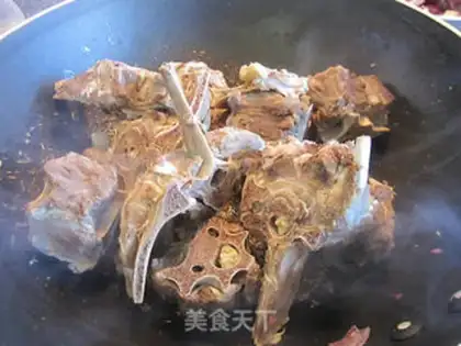 Make Spicy Cumin Sheep Bone step 3