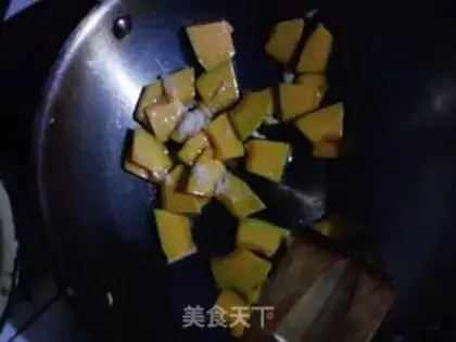 Make Braised pumpkin in stock step 3