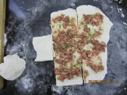 Make onion meat pie step 7