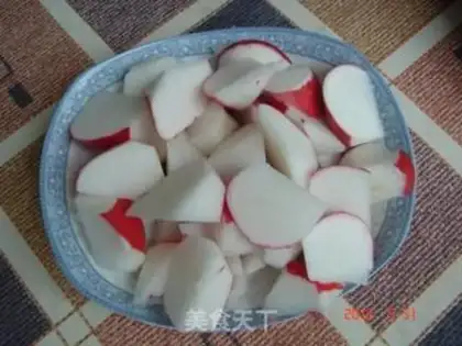 Make Saute radish in oyster sauce step 2