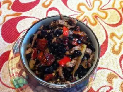 Make stir-fried shredded pork with black bean sauce step 4