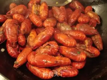 Make Shisanxiang crayfish step 5