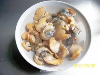 Make stir-fried clam with leek and edame step 10