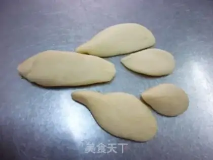 Make Lobster bread step 3