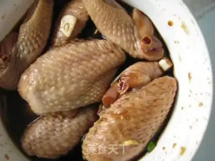 Make Roasted chicken wings with garlic step 0