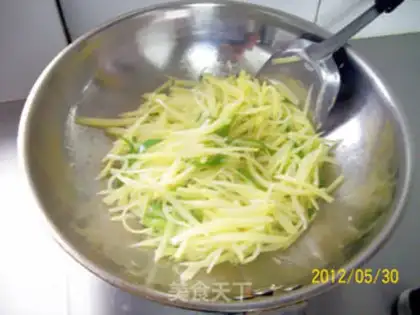 Make green pepper with potato step 4