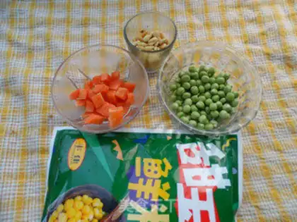Make pine nut corn step 1