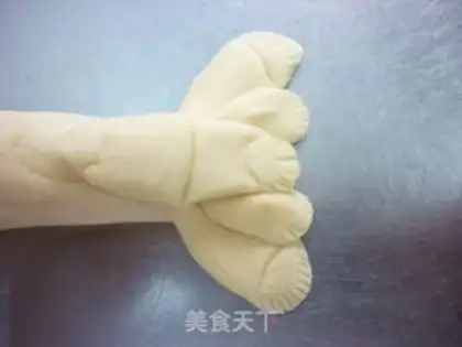 Make Lobster bread step 5