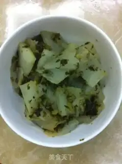 Make stir-fried pickled vegetables with white gourd step 5