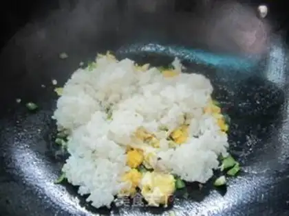 Make stir-fried leftovers step 4