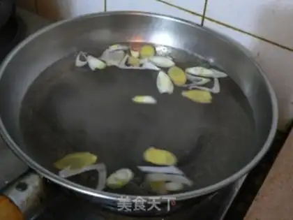 Make Spicy saliva chicken step 3