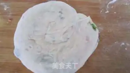 Make scallion cake step 5