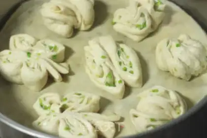 Make Scallion scented roll step 13
