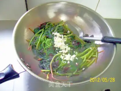 Make Garlic rice amaranth step 4