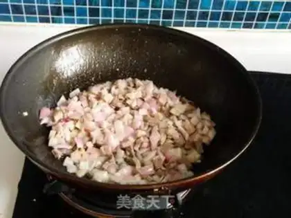 Make Onion fried rice step 4