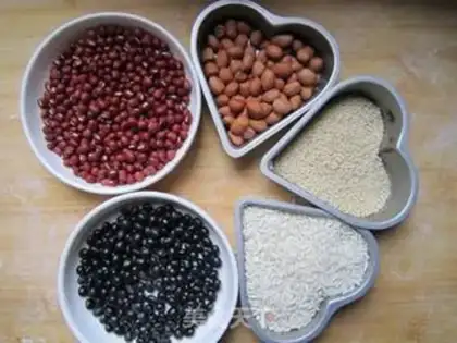 Make Wugu rice ball step 0