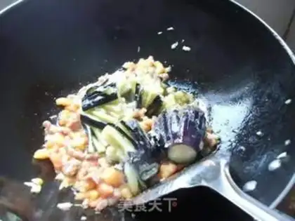 Make Maotai-flavored minced pork, chrysanthemum and tomato step 10