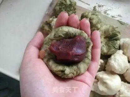 Make Matcha bean paste bread step 3