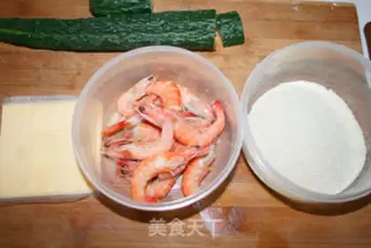 Make Shrimp balls with sesame heart step 0