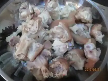 Make Stewed pig