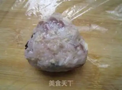 Make Wugu rice ball step 11