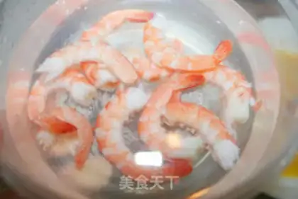 Make Shrimp balls with sesame heart step 1