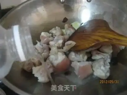 Make Stewed pig