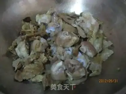Make Stewed pig