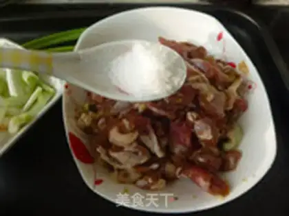 Make Sauteed mutton in sauce step 2