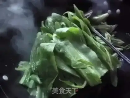 Make stir-fried vegetable with wheat and vegetable step 2