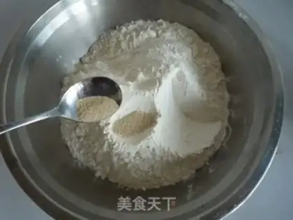 Make egg filling cake step 0