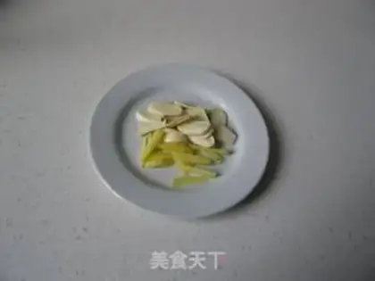 Make River shrimp in soy sauce step 1
