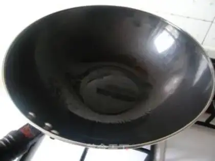 Make River shrimp in soy sauce step 4