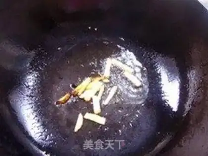 Make Braised fin root in stewed sauce step 4