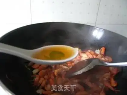 Make River shrimp in soy sauce step 6