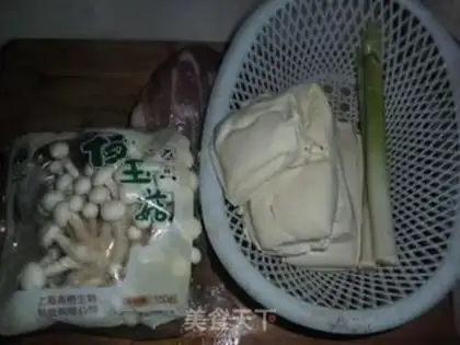 Make Braised tofu with white mushroom step 0