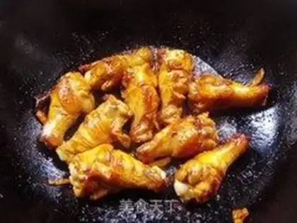 Make Braised fin root in stewed sauce step 5