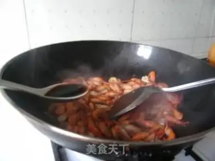 Make River shrimp in soy sauce step 7