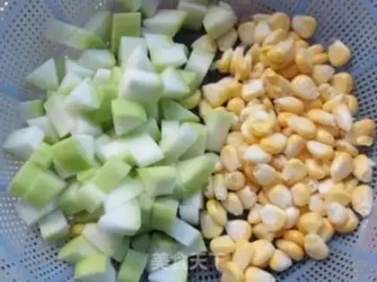 Make stir-fried diced vegetables step 3