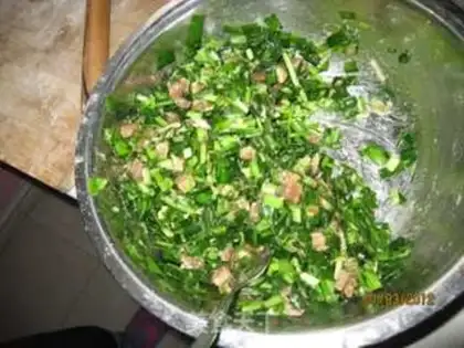 Make Pan-fried buns with leek and pork step 0