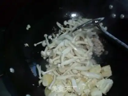 Make Braised tofu with white mushroom step 5