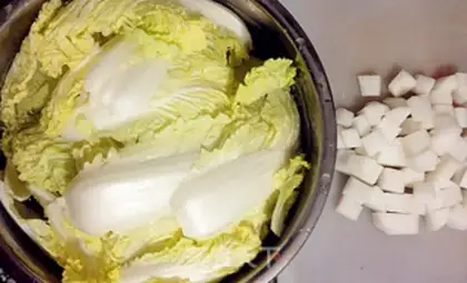 Make Korean spicy cabbage step 0