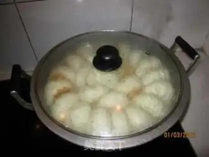 Make Pan-fried buns with leek and pork step 7
